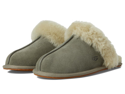 UGG Women's Scuffette II Slipper