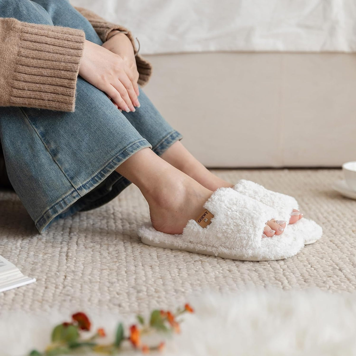 GOEWY Fuzzy Open Toe Slippers for Women Indoor with Comfy Memory Foam
