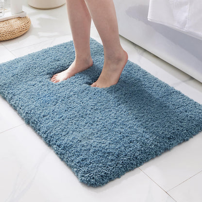ILANGO Bathroom Rugs 24" × 17", Extra Soft Absorbent Microfiber Bath Rugs