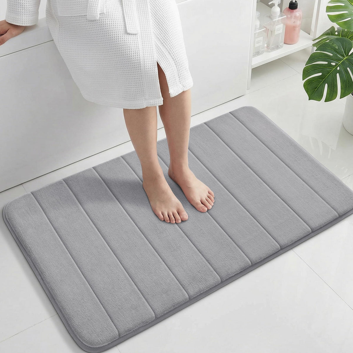 Yimobra Memory Foam Bath Mat, Super Soft Absorbent Bathroom Rug Non Slip, Quick Dry, Machine Washable Floor Carpet for Tub Shower, Home Decor Accessories, 24x17, Cream