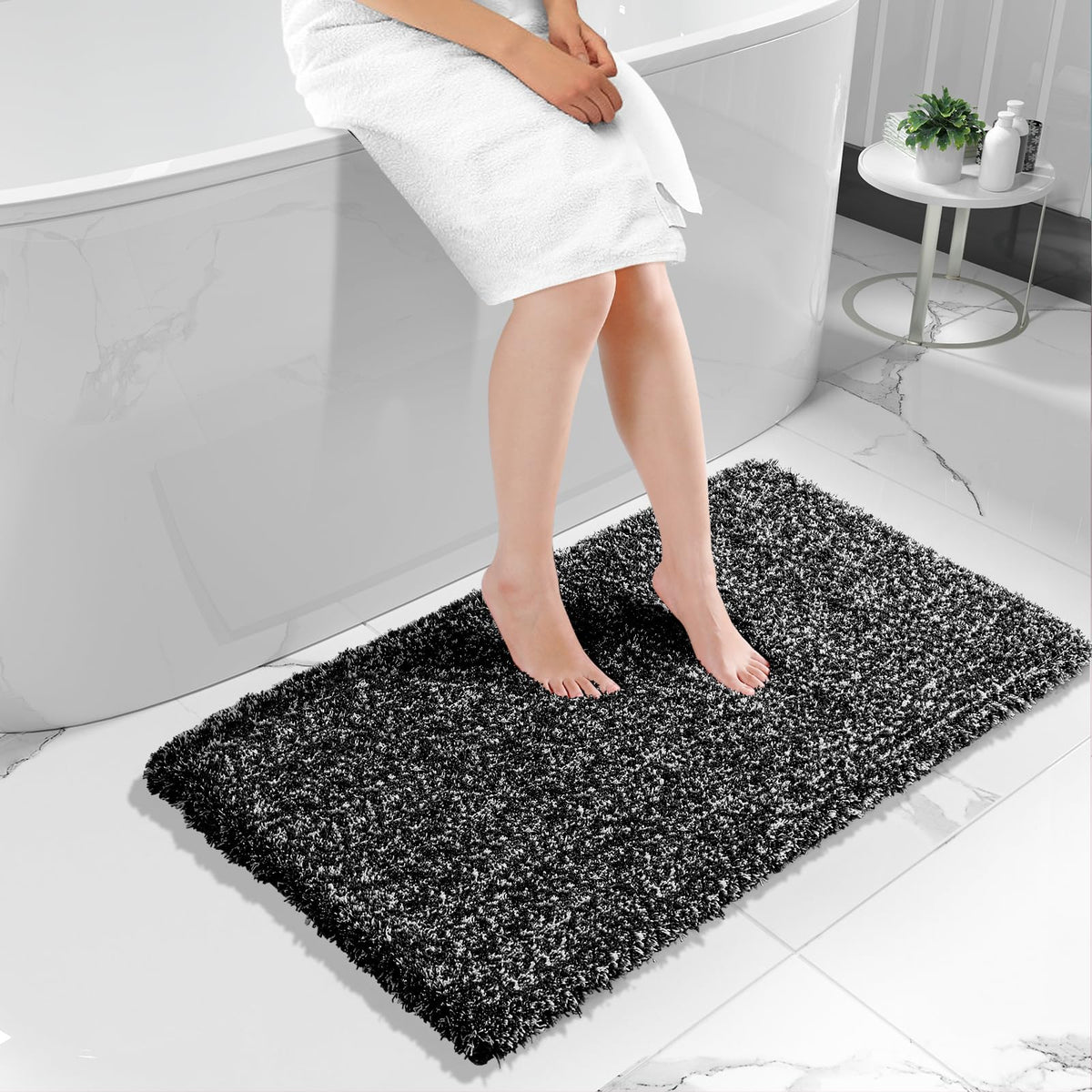 Yimobra Bathroom Rugs Non Slip Washable, Ultra Soft and Water Absorbent Bath Mats, Fluffy Shower Mat Outside, Plush Matts for Bathroom Floor/Sink, 24X17, Home Decor Accessories, Light Gray and White