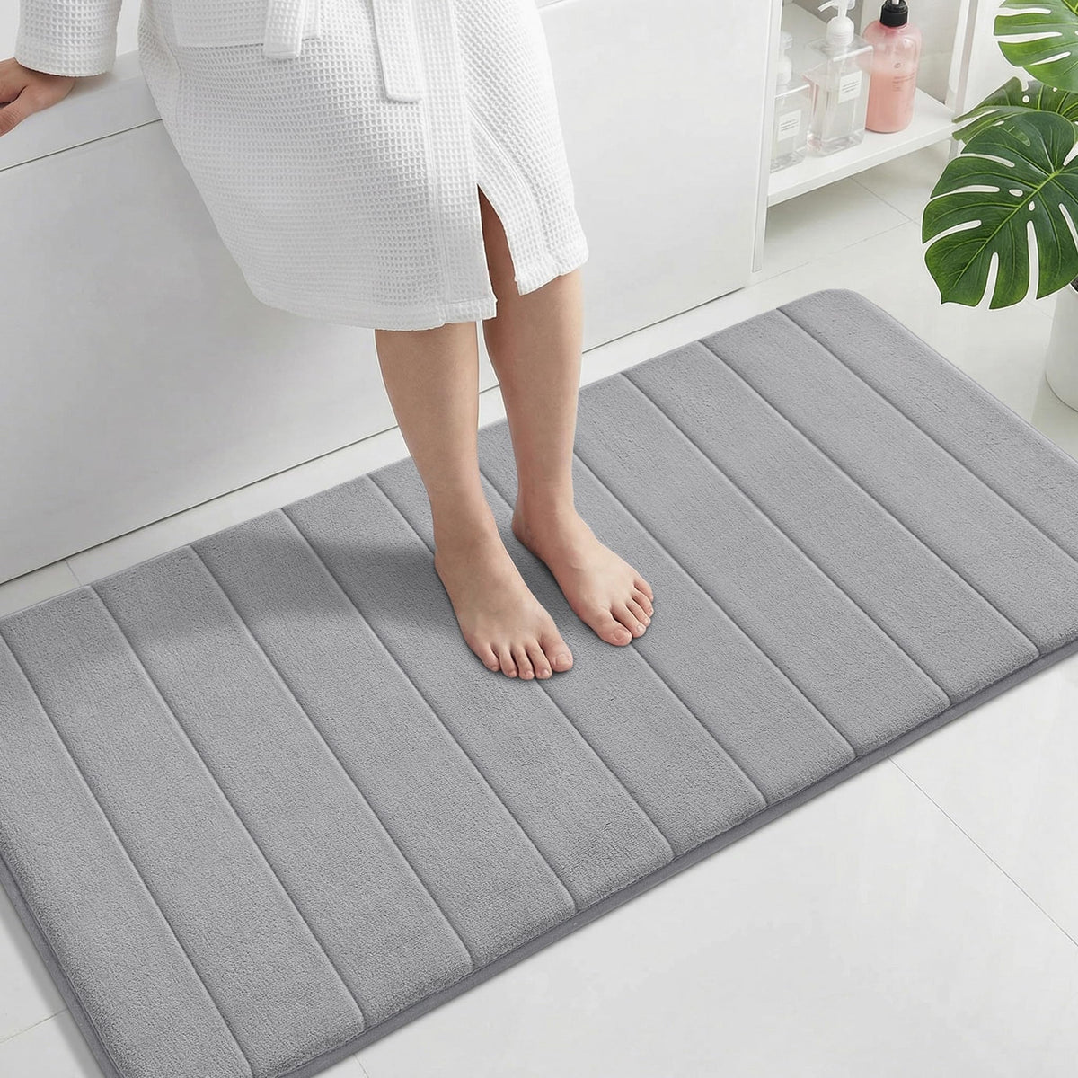Yimobra Memory Foam Bath Mat, Super Soft Absorbent Bathroom Rug Non Slip, Quick Dry, Machine Washable Floor Carpet for Tub Shower, Home Decor Accessories, 24x17, Cream